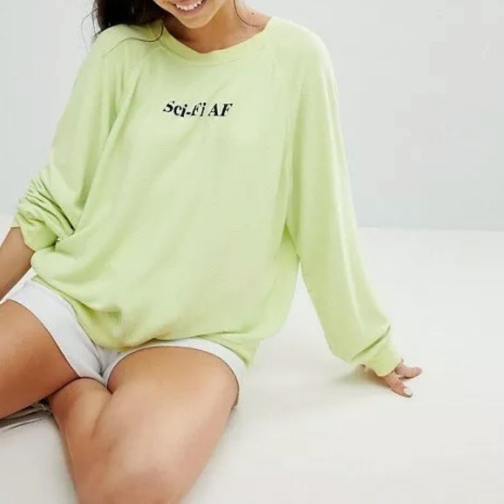 Wild Fox Sci-fi Yellow Long Sleeve sweater Rare